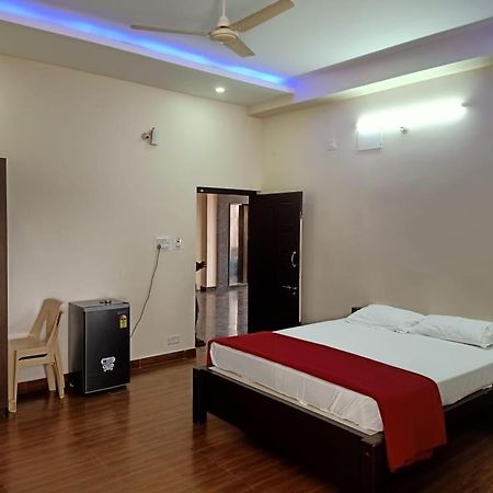 Ss Lodge Devanahalli Exterior photo
