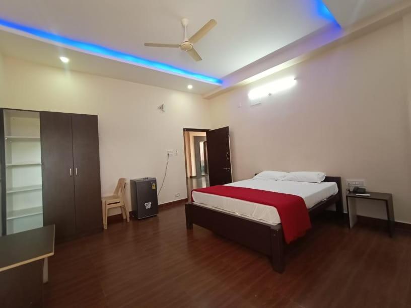Ss Lodge Devanahalli Exterior photo